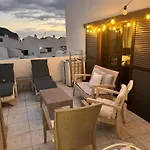 Sea View Penthouse Or With Large Terrace In Cristianos 公寓 洛斯克里斯蒂亚诺斯