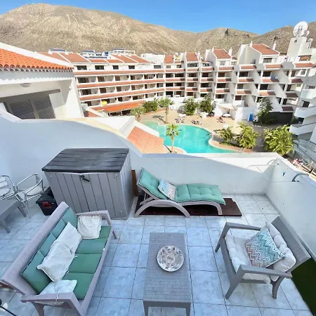 Sea View Penthouse Or With Large Terrace In Cristianos Los Cristianos (Tenerife)
