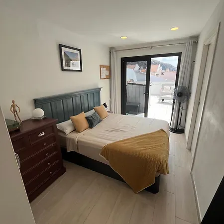 Апартаменты Sea View Penthouse Or With Large Terrace In Cristianos