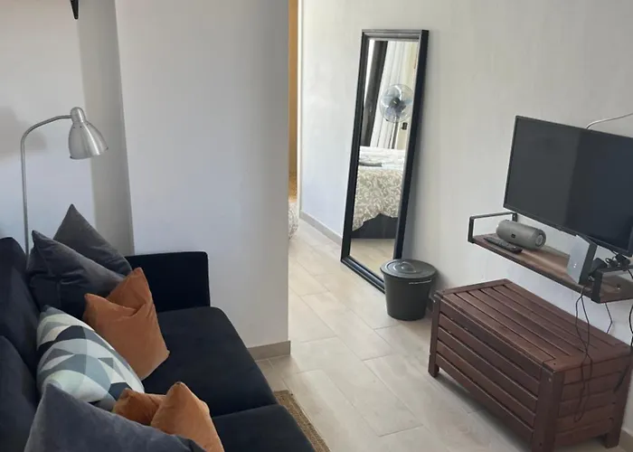 Sea View Penthouse Or With Large Terrace In Cristianos *