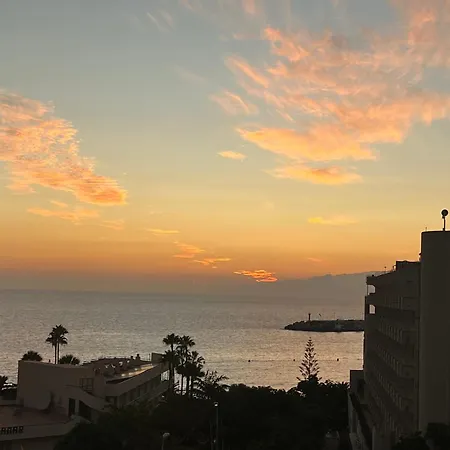 아파트 Sea View Penthouse Or With Large Terrace In Cristianos *