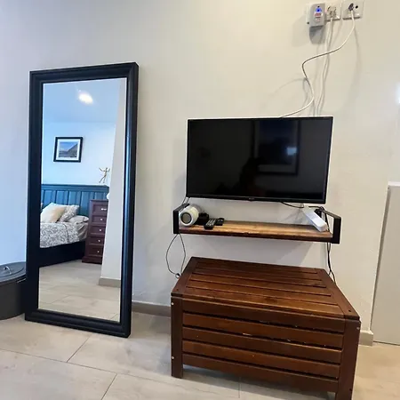 Sea View Penthouse Or With Large Terrace In Cristianos 아파트